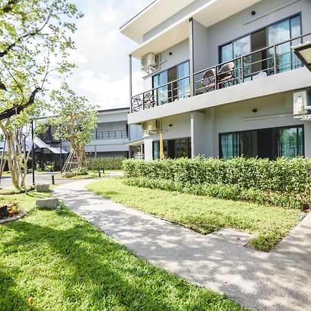 Phuengluang Riverside Hotel Csanthaburi Kültér fotó