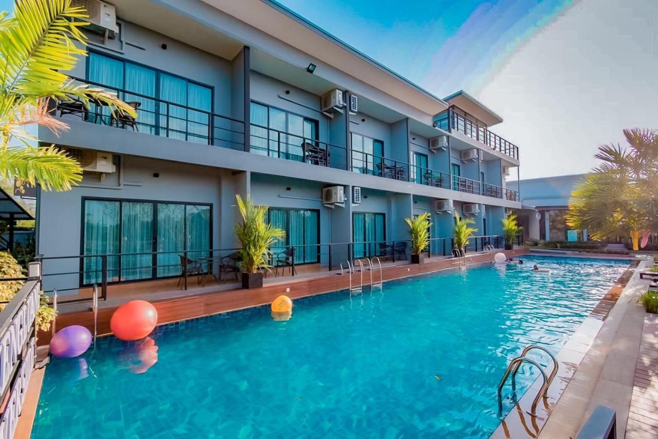 Phuengluang Riverside Hotel Csanthaburi Kültér fotó