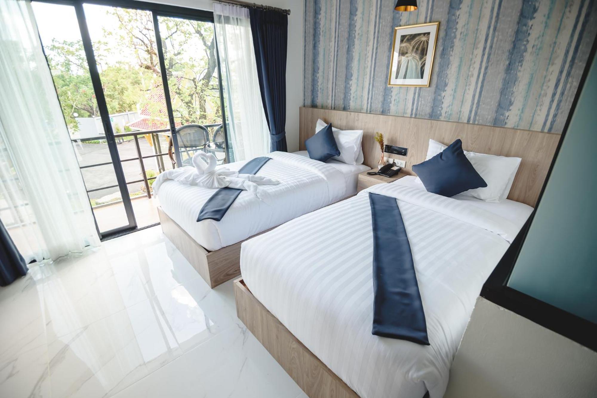 Phuengluang Riverside Hotel Csanthaburi Kültér fotó